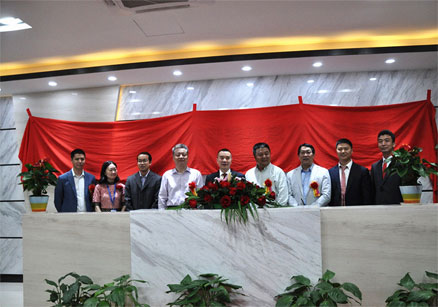 HTH华体会体育手机版:厂家综合测评：天蔚环境手持iv测试仪提高光伏组件安全性